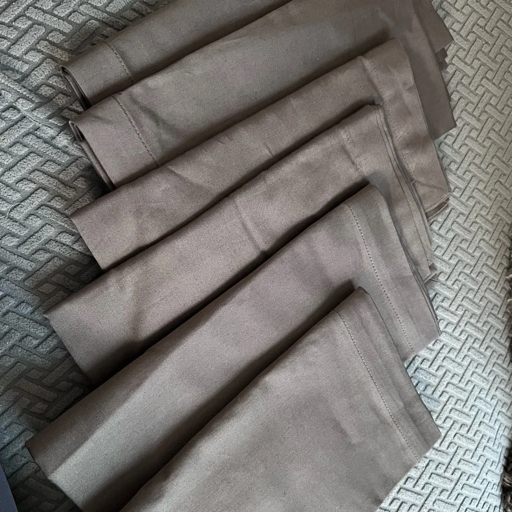 Set of 6 Crate and Barrel Olive Green Napkins